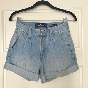 Hollister high rise mom shorts